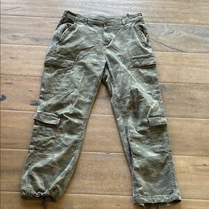 No Boundaries Men's Olive Cargo Pants